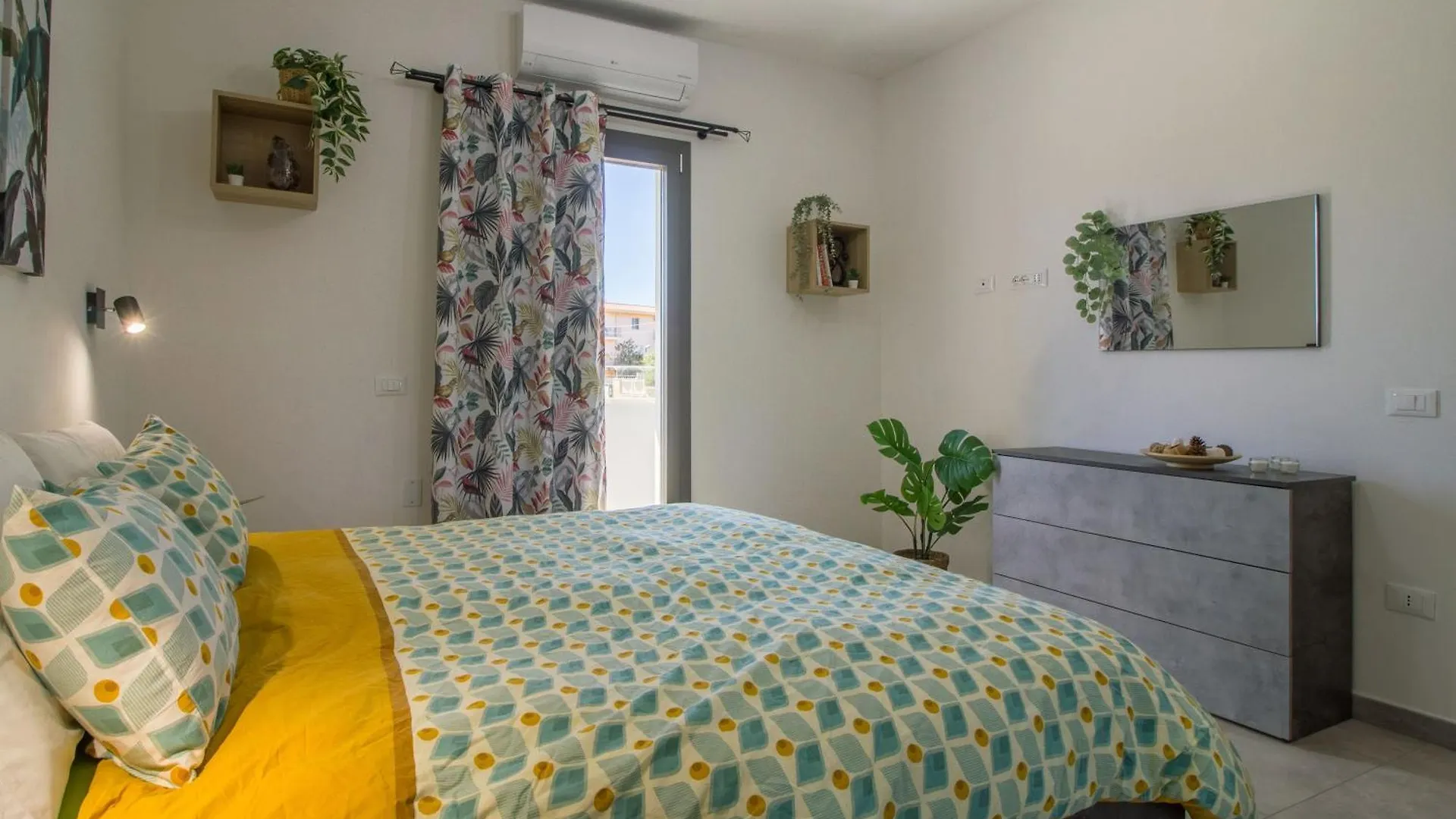 Дом отдыха Casa Vacanze Oltre La Caletta - 350 Mt Dalla Spiaggia